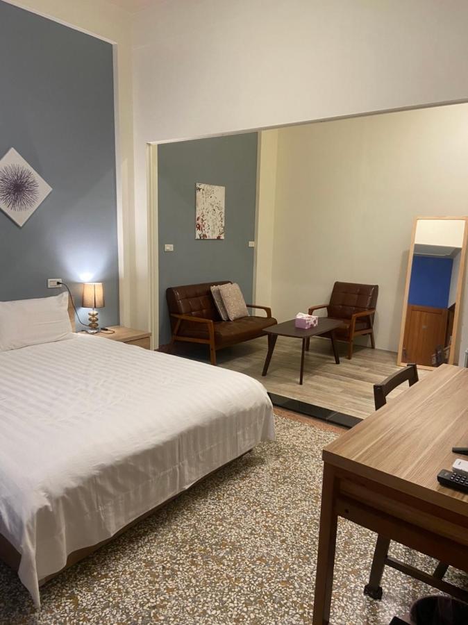 Freedom B&B Тайнан Екстериор снимка