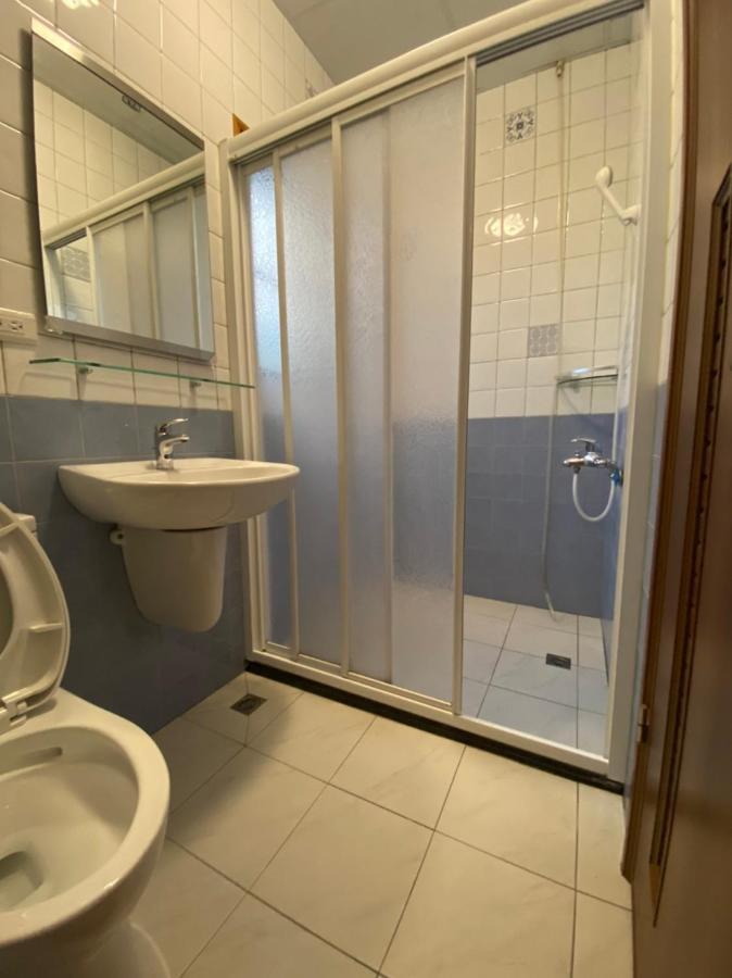 Freedom B&B Тайнан Екстериор снимка