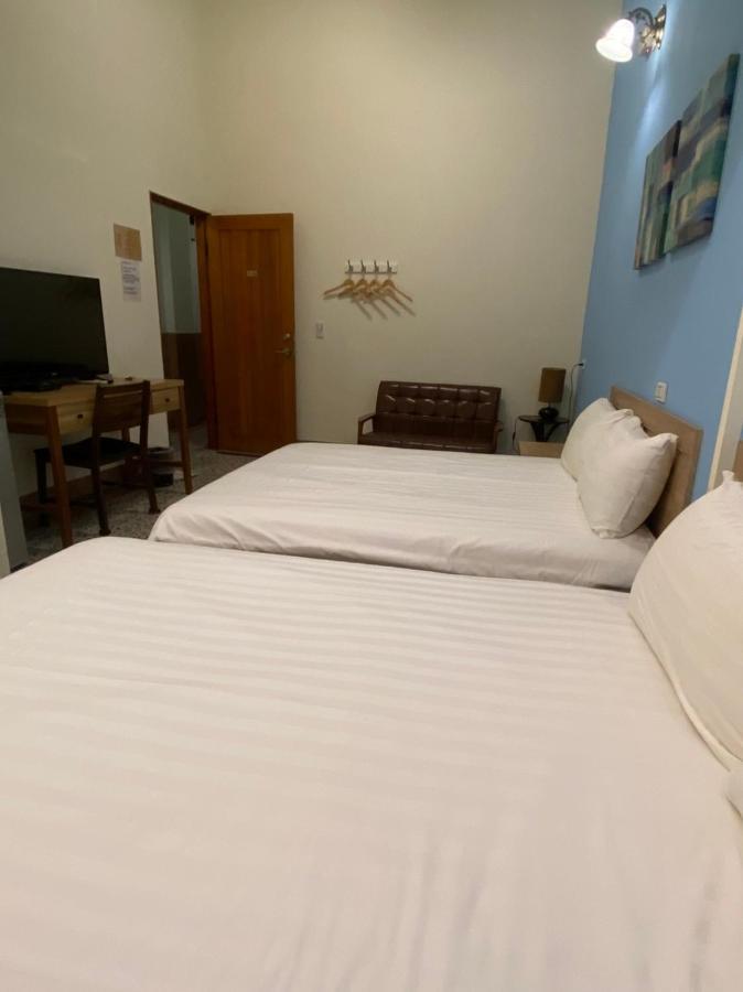 Freedom B&B Тайнан Екстериор снимка