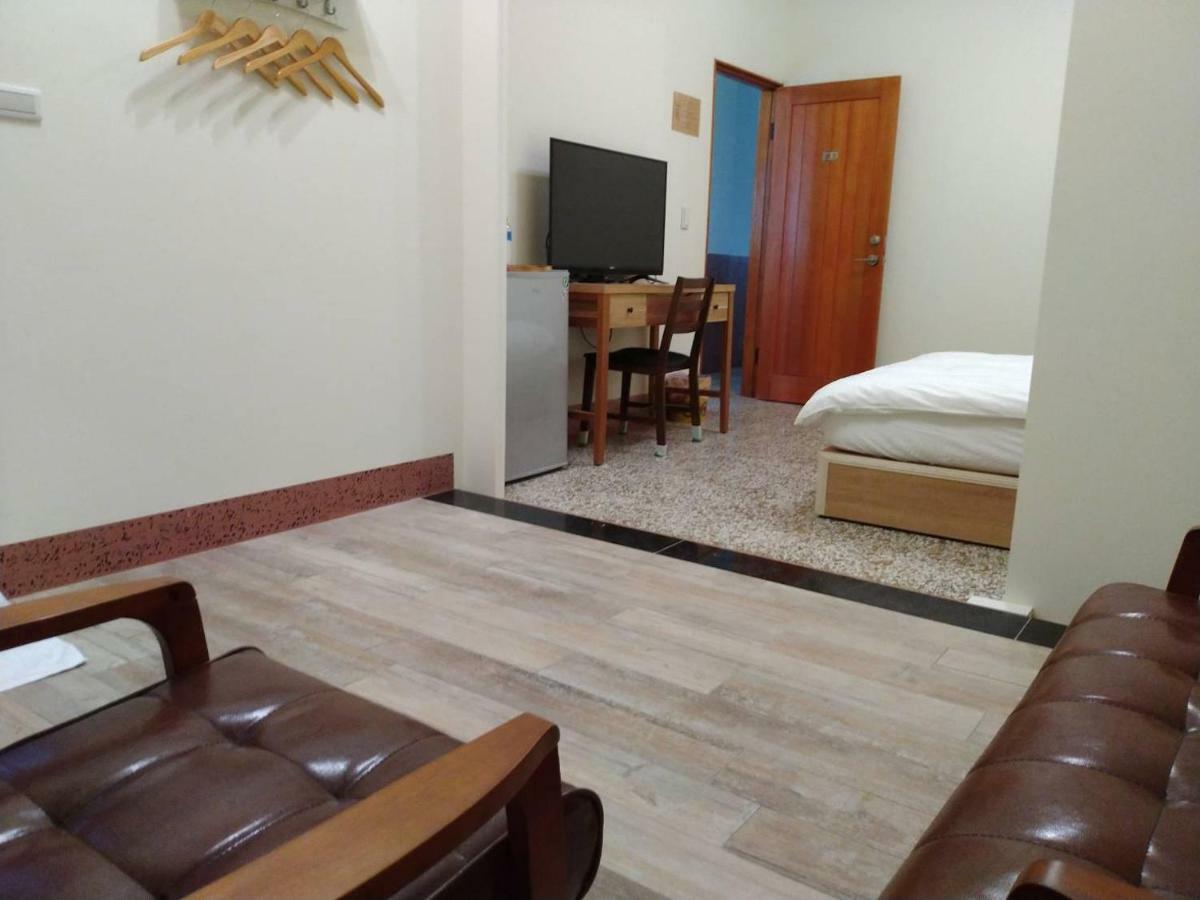 Freedom B&B Тайнан Екстериор снимка